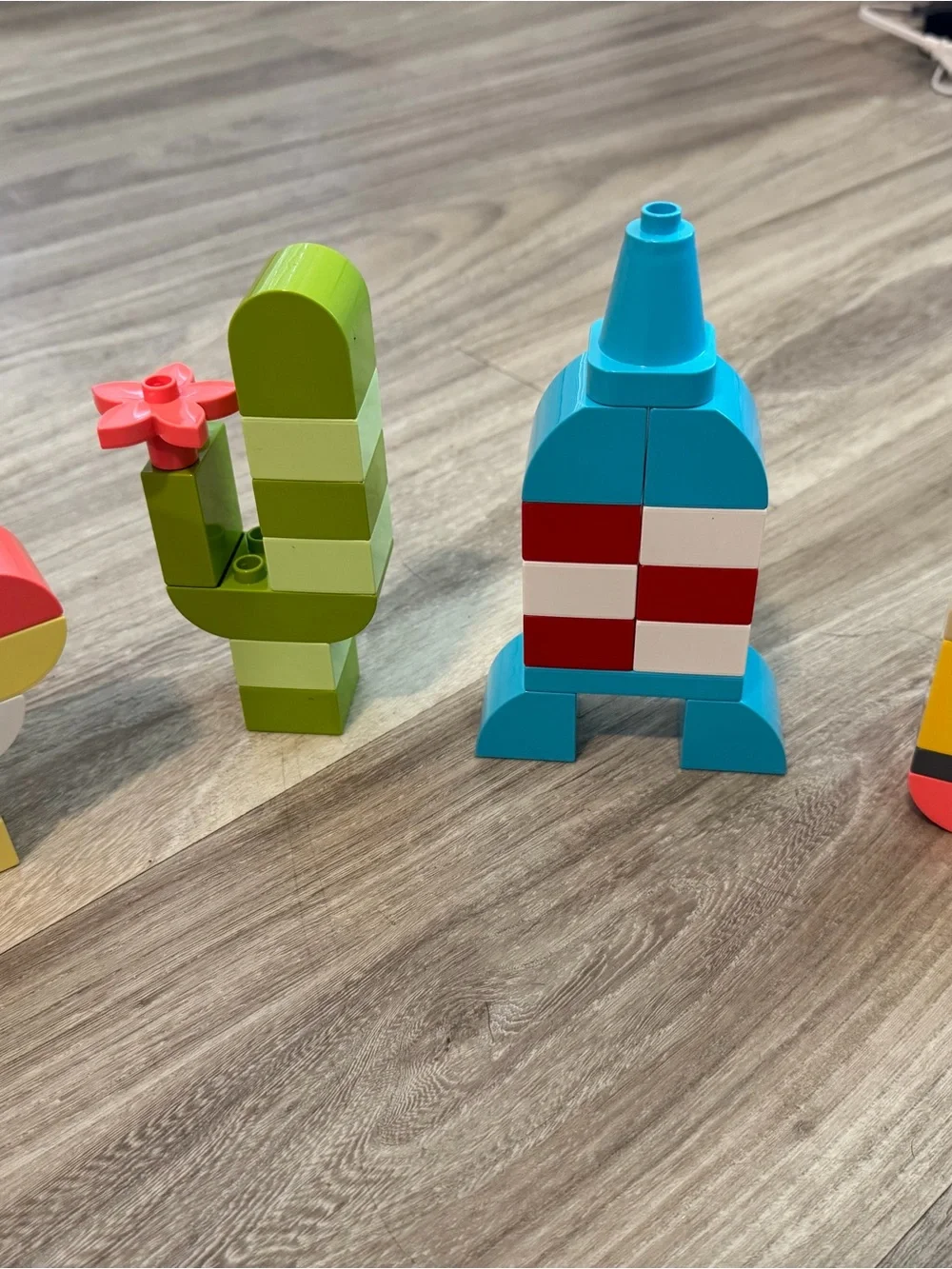 LEGO DUPLO Creative Building Lot Unicorn Bear Rocket Ice Cream Animal - Picture 8 of 8